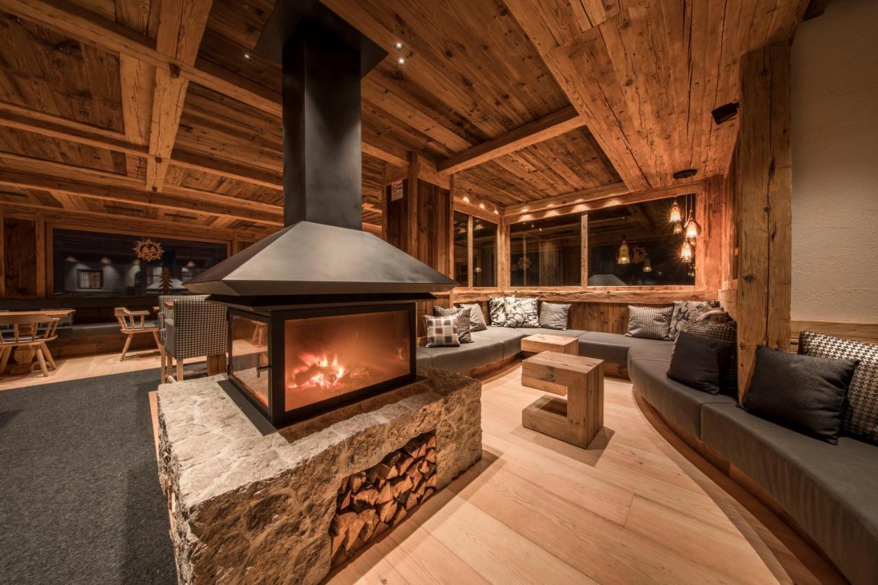 Rifugio Salei Hotel Canazei Ngoại thất bức ảnh